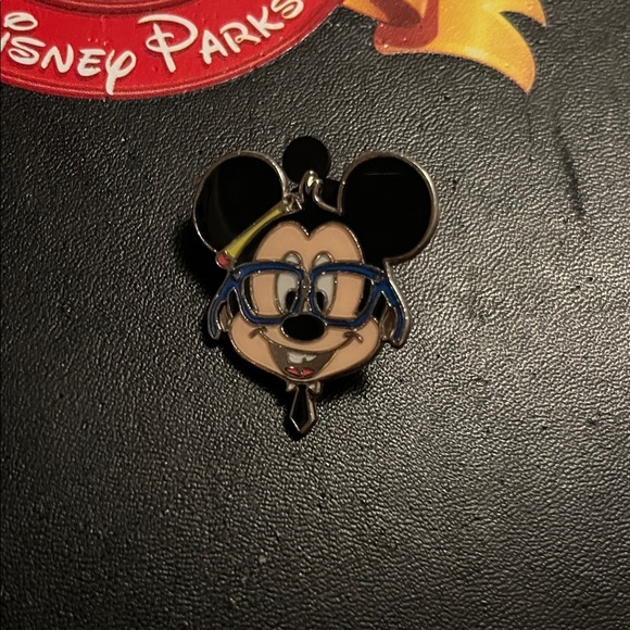 Disney Mickey Mouse trading Pin with Glasses - Black and Blue - Picture 1 of 3